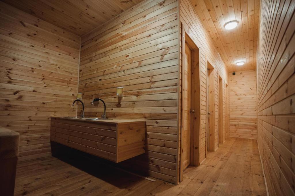 Glamping Mandra Kanev Hotel Leplyavo Exterior photo