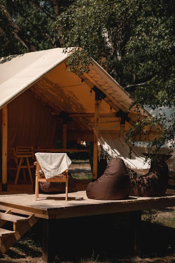 Glamping Mandra Kanev Hotel Leplyavo Exterior photo